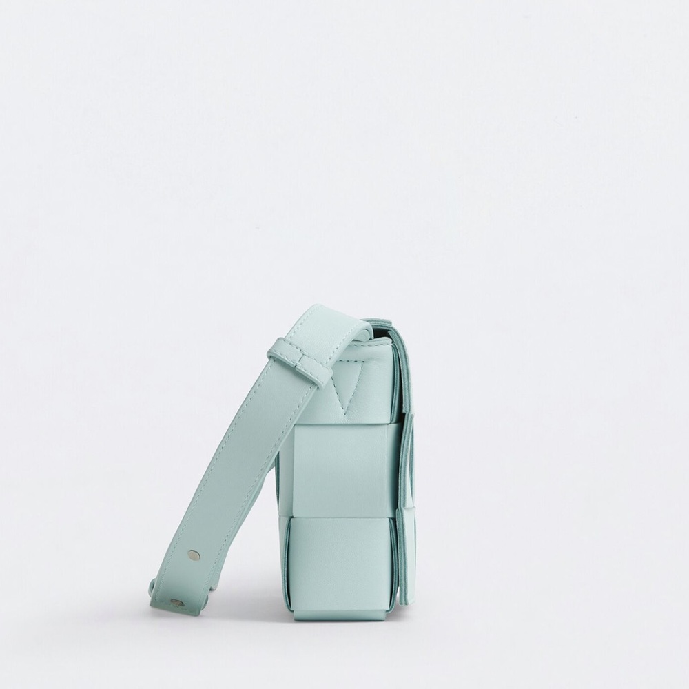 NWT Bottega Veneta Cassette Bag - Picture 4 of 4